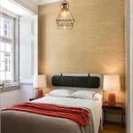 Exotische Paradies- Majestaetischer Aufenthalt Im Herzen Von By Interhome شقة Lisboa