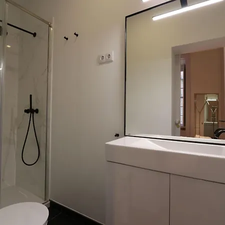 Apartamento Exotische Paradies- Majestaetischer Aufenthalt Im Herzen Von By Interhome *