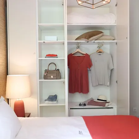 Apartamento Exotische Paradies- Majestaetischer Aufenthalt Im Herzen Von By Interhome Lisboa