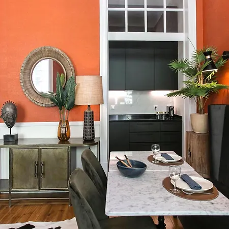 Exotische Paradies- Majestaetischer Aufenthalt Im Herzen Von By Interhome * Lisboa