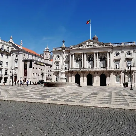 Exotische Paradies- Majestaetischer Aufenthalt Im Herzen Von By Interhome Lisboa