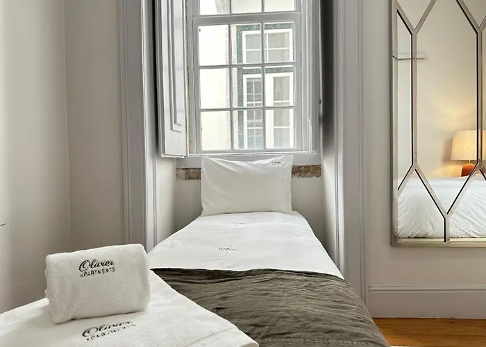 Exotische Paradies- Majestaetischer Aufenthalt Im Herzen Von By Interhome * Lisbon